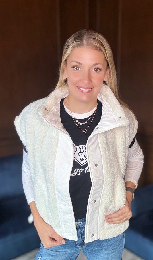 Hayley Sherpa Vest w/Tie Details