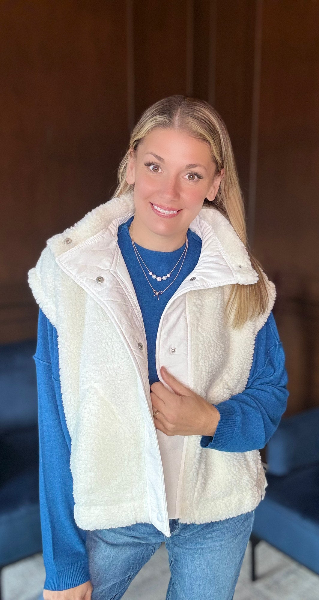 Hayley Sherpa Vest w/Tie Details