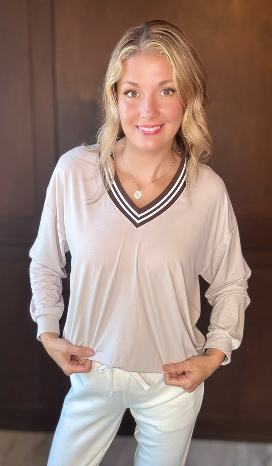 Molly Quick Dry V-Neck Pullover Sweatshirt – Relaxed Fit