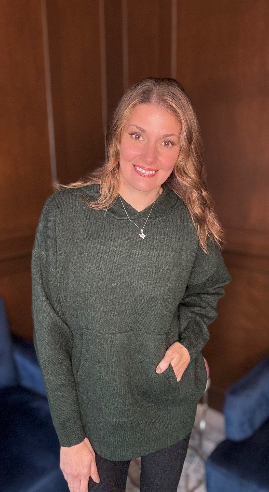 Osage Oversized Knit Hoodie Sweater – Cozy Fall Essential in Evergreen, Grey & Red