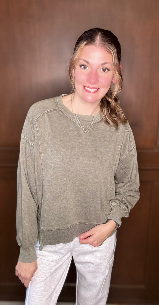 Viara Mineral Washed French Terry Crew Neck Pullover β Cozy Relaxed Fit Top