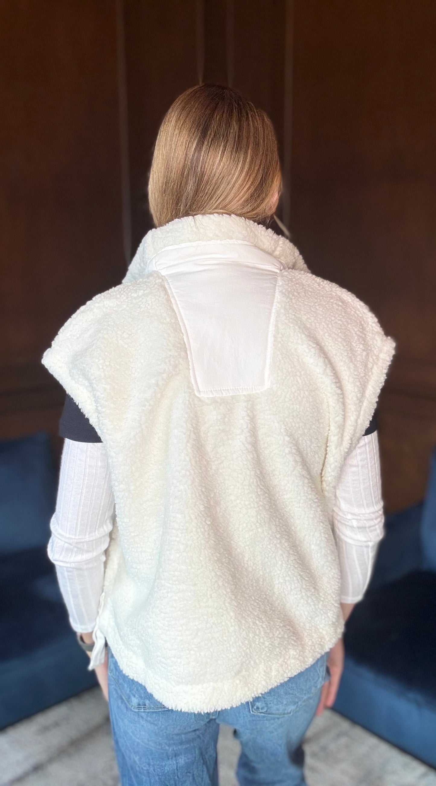 Hayley Sherpa Vest w/Tie Details