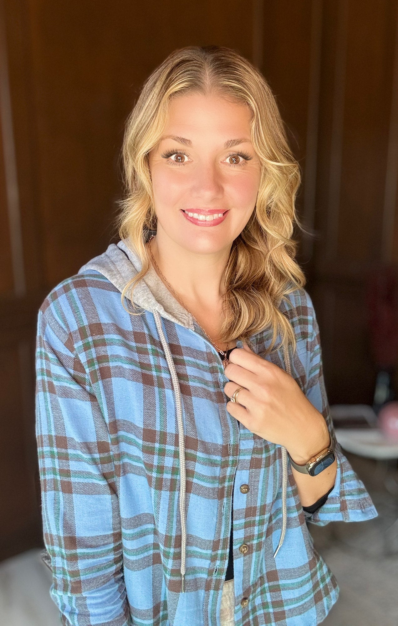 Afton Cropped Hooded Flannel – Plaid Button Down Hoodie