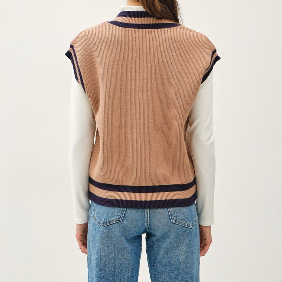Phoebe Varsity V-Neck Sweater Vest – Chunky Knit Boxy Fit