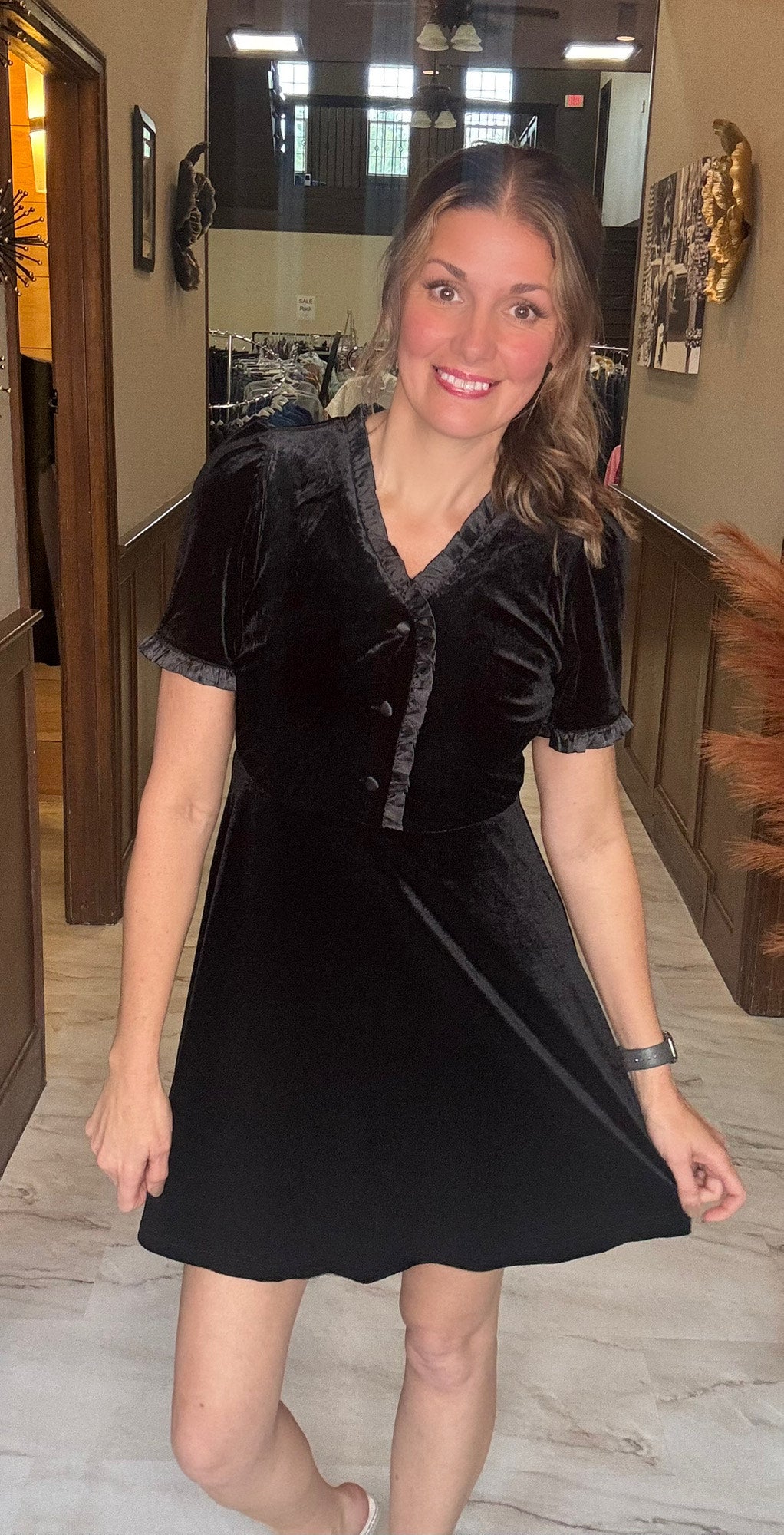 Noelle Holiday Velvet Ruffled Mini Dress – Luxe Festive Party Dress