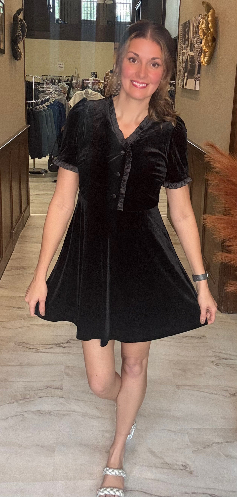 Noelle Holiday Velvet Ruffled Mini Dress – Luxe Festive Party Dress