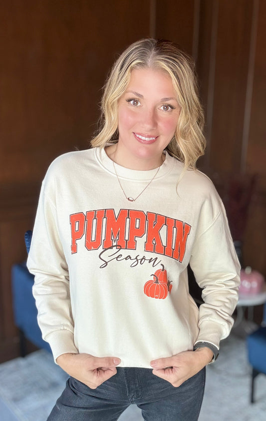 Pumpkin Season Graphic Sweatshirt – Cozy Fall Pullover