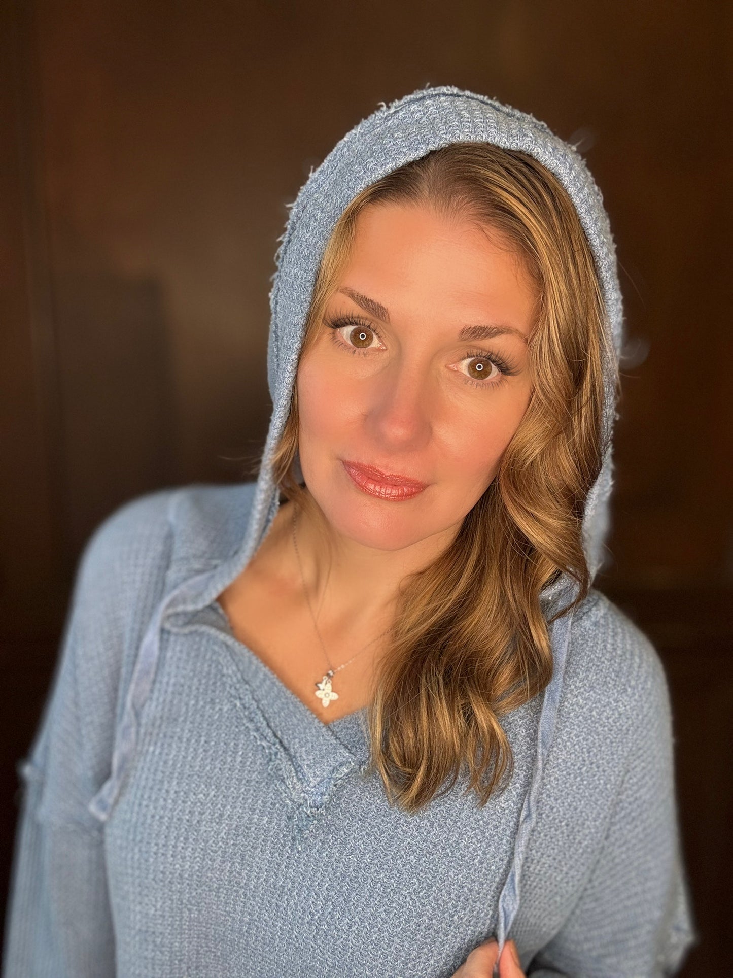 Jynx Mineral Washed Waffle Oversized Lounge Hoodie – Dusty Denim & Oatmeal