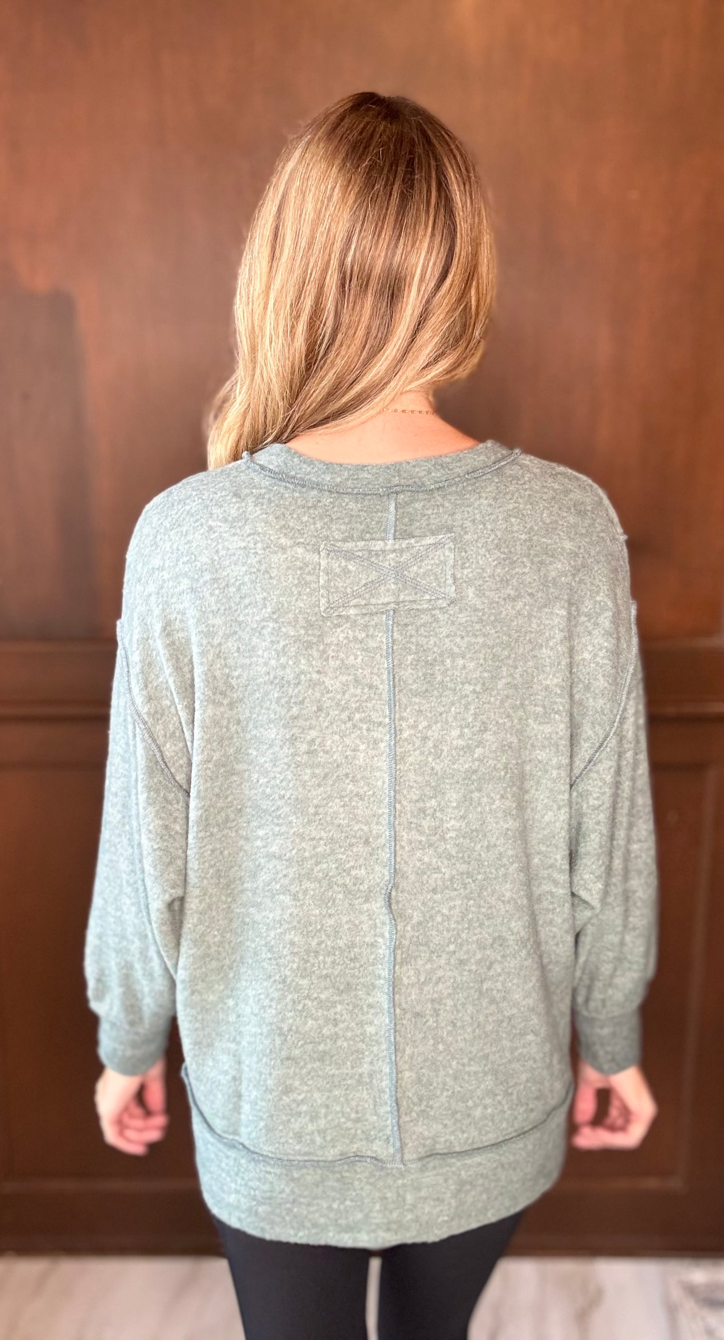 Anita Brushed Melange Hacci Oversized Sweater – Exposed Seam Hi-Low Hem