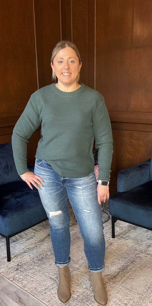 Freida Super High Rise Cuffed Mom Jeans – Distressed Cropped Fit