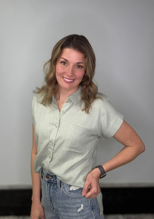 Bonnie Collared Button Down Short Roll Sleeve Top